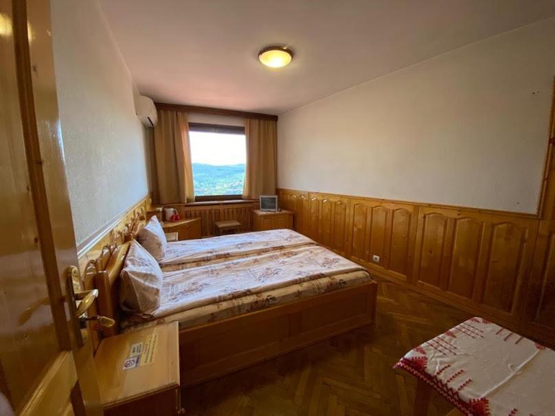 Hotel Comfort Wielkie Tyrnowo Zewnętrze zdjęcie